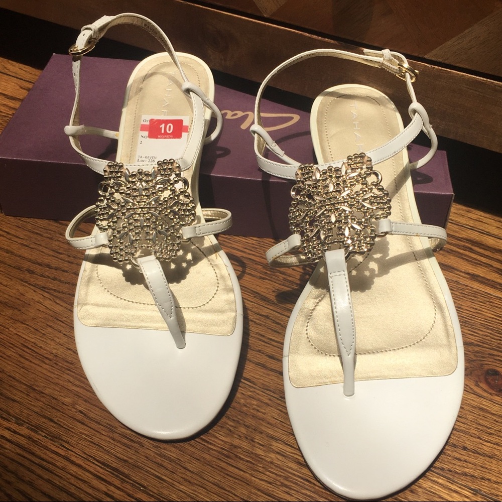 Tahari Sandals. NWOT. Never worn. Size 10